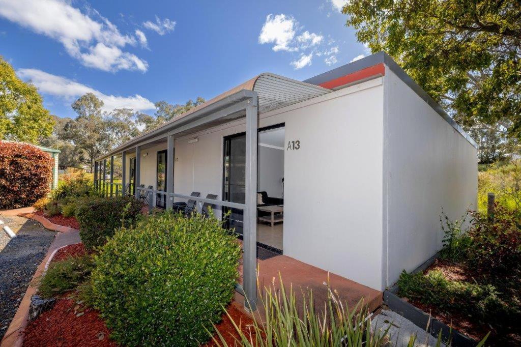 Big4 Mudgee Holiday Park Exterior photo