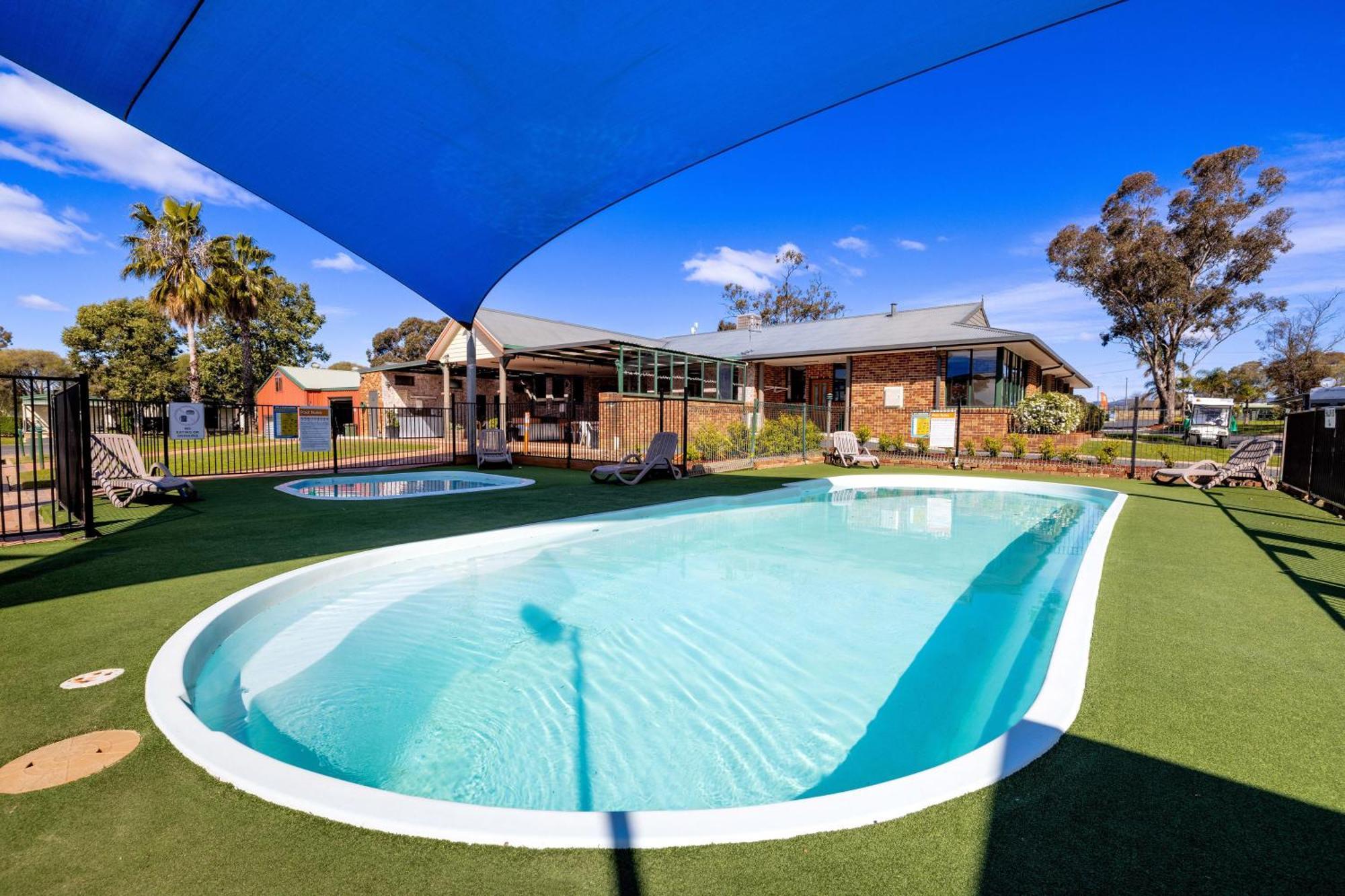 Big4 Mudgee Holiday Park Exterior photo