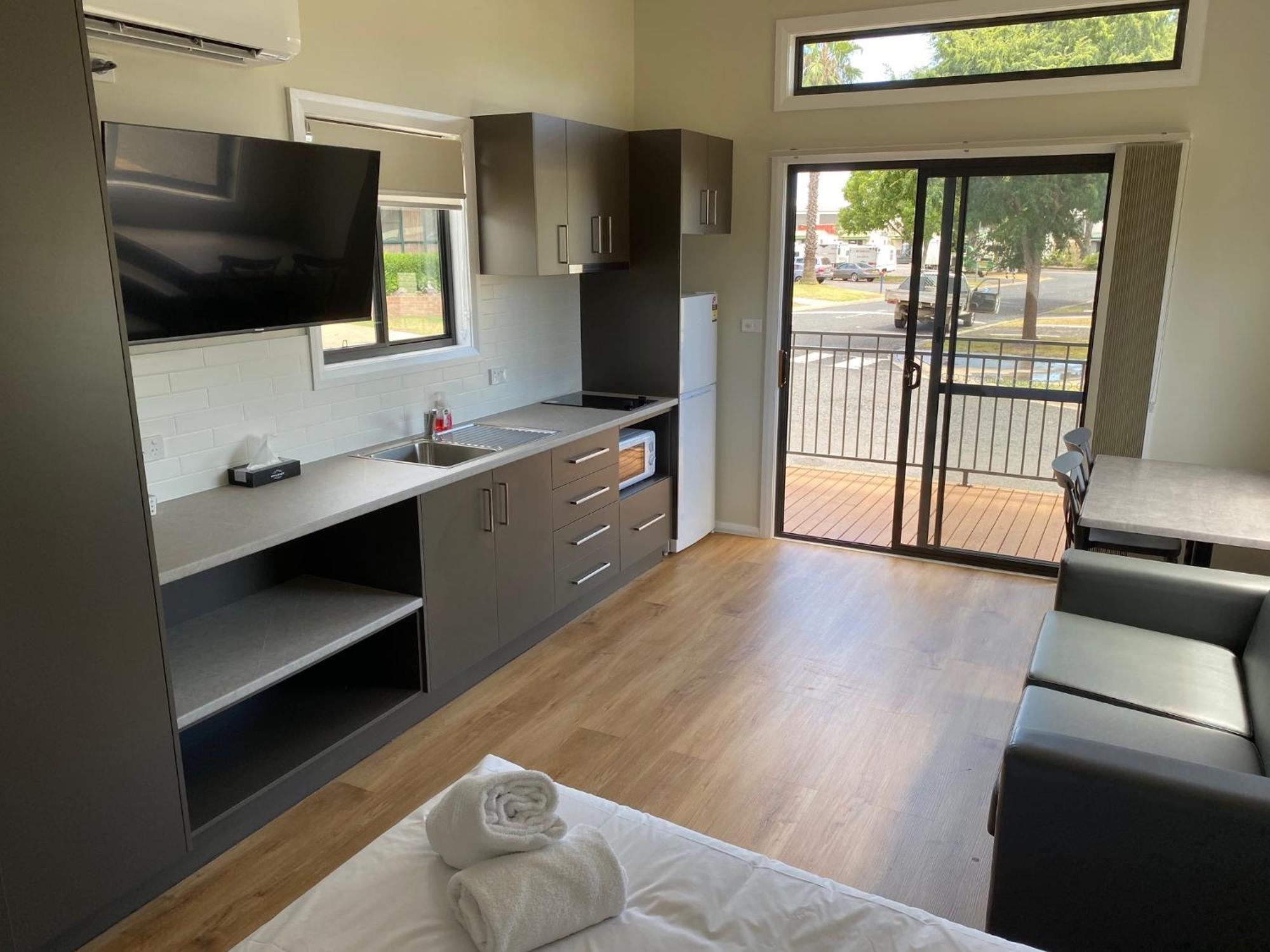 Big4 Mudgee Holiday Park Exterior photo