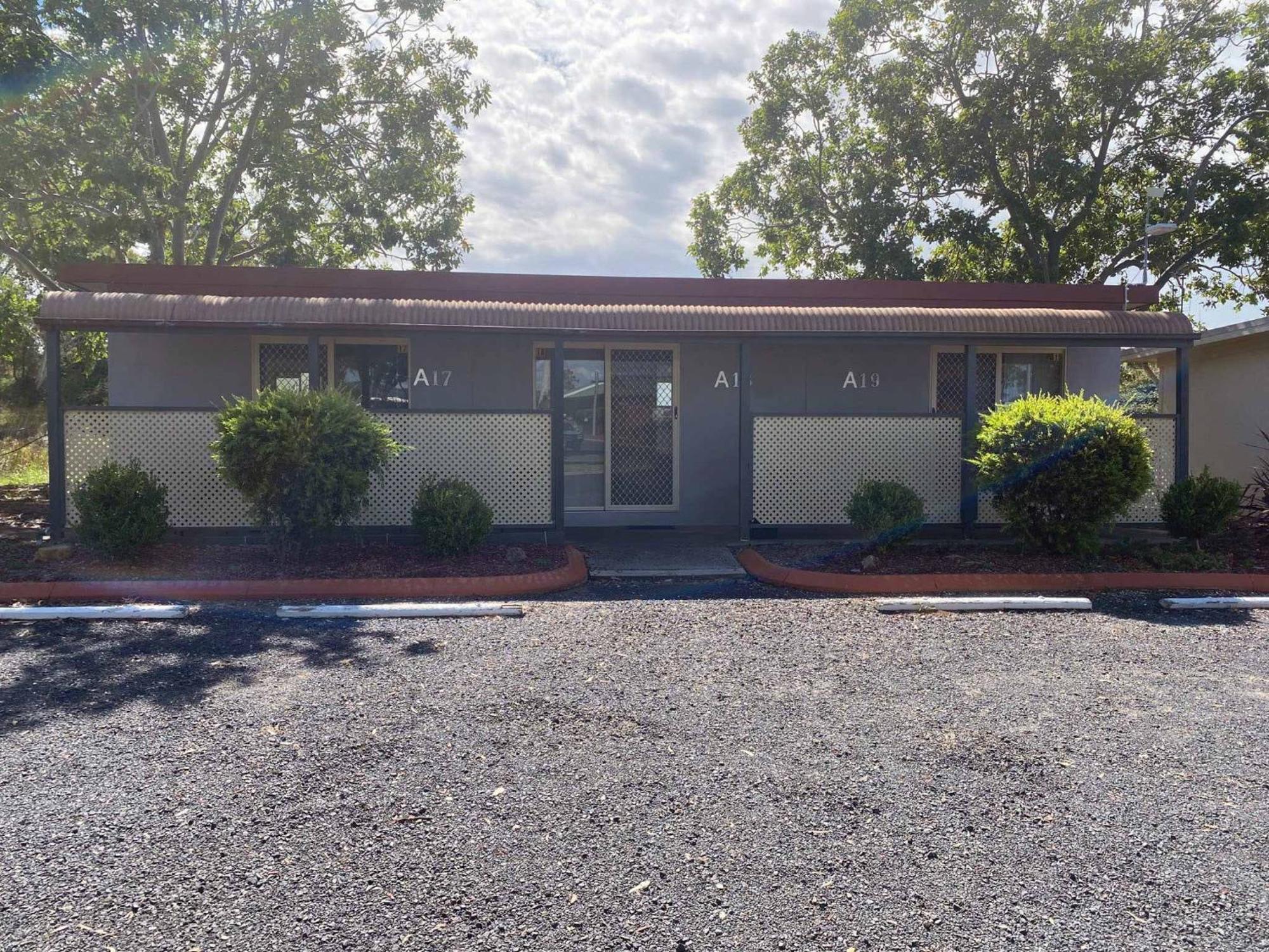 Big4 Mudgee Holiday Park Exterior photo