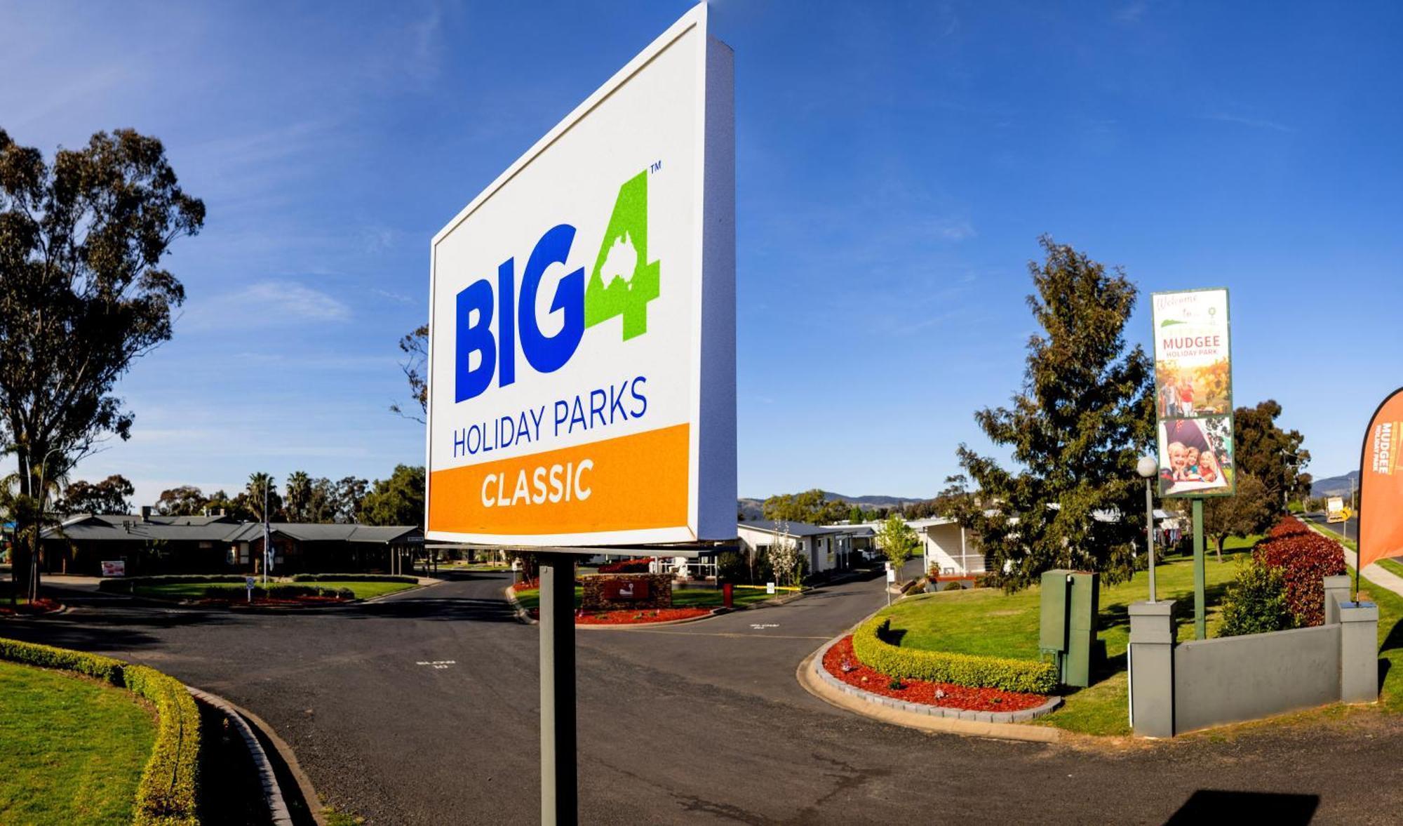 Big4 Mudgee Holiday Park Exterior photo