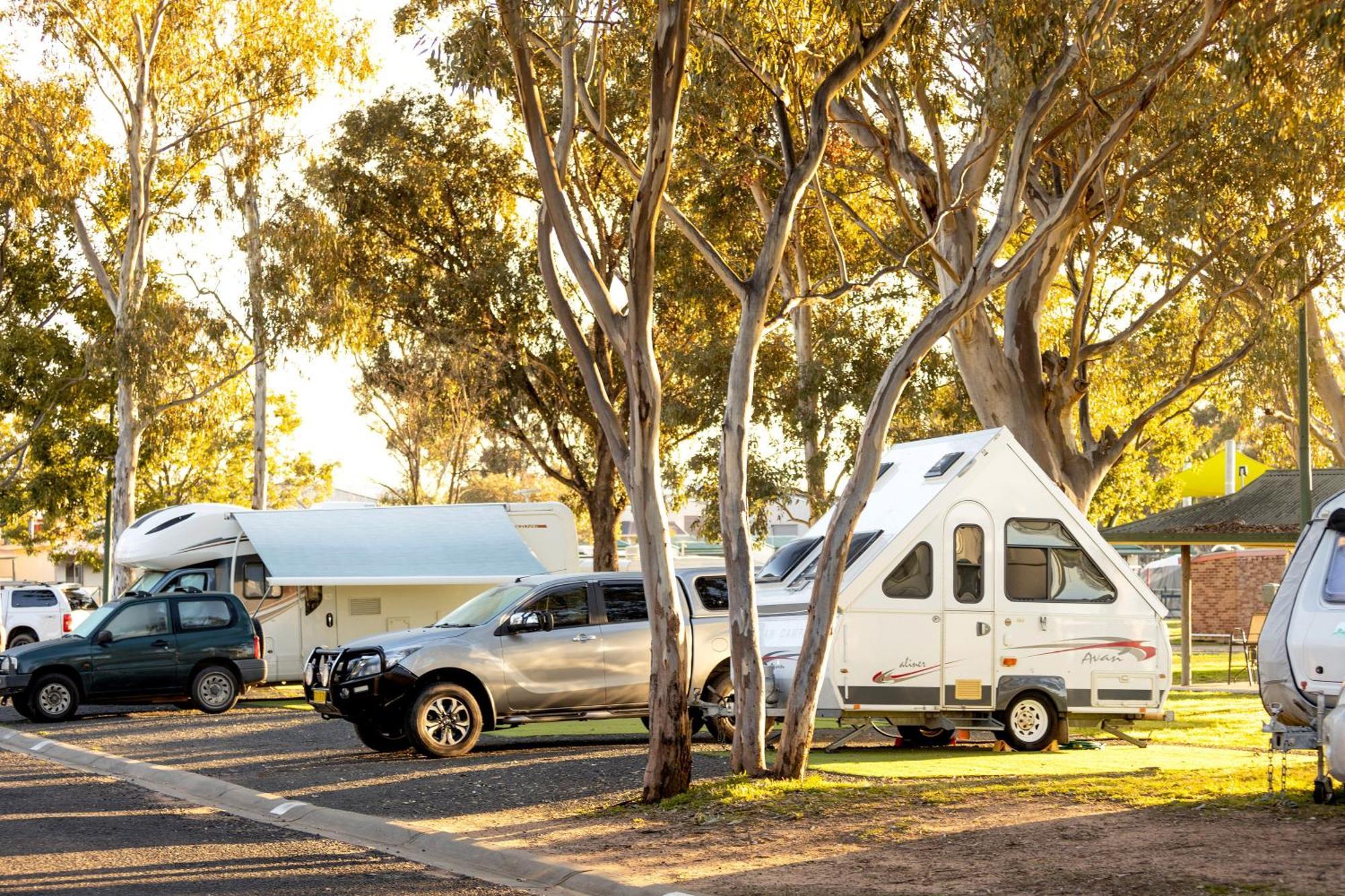 Big4 Mudgee Holiday Park Exterior photo