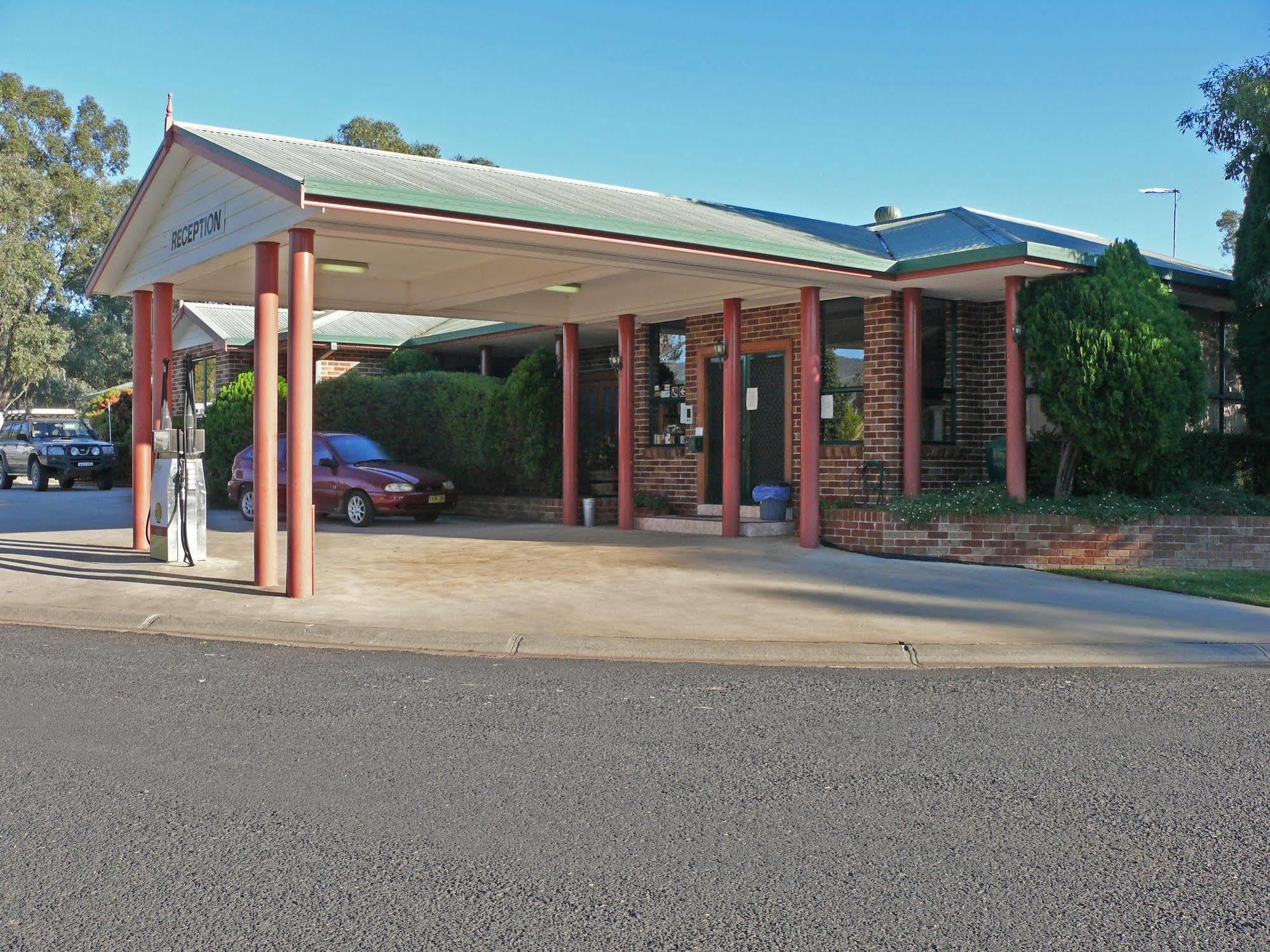 Big4 Mudgee Holiday Park Exterior photo