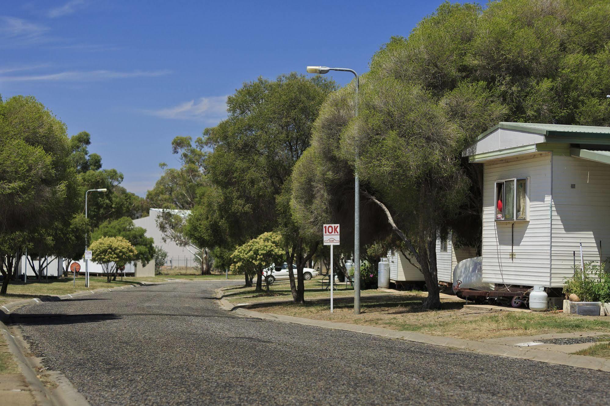 Big4 Mudgee Holiday Park Exterior photo
